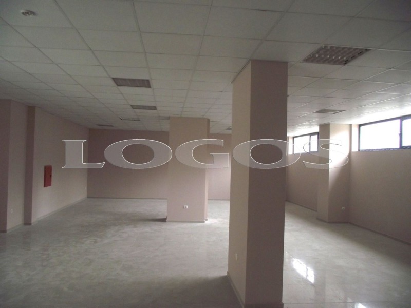 Дава под наем МАГАЗИН, гр. Варна, Кайсиева градина, снимка 3 - Магазини - 53270945