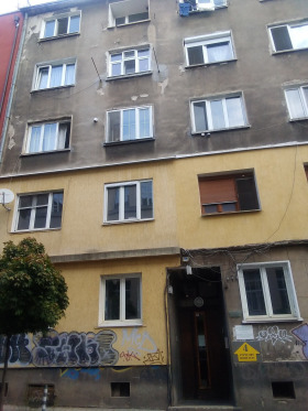 2 slaapkamers Tsentar, Sofia 1