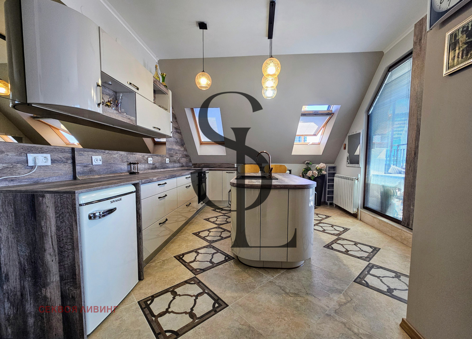 Дава под наем 4-СТАЕН, гр. София, Център, снимка 2 - Апартаменти - 53968031