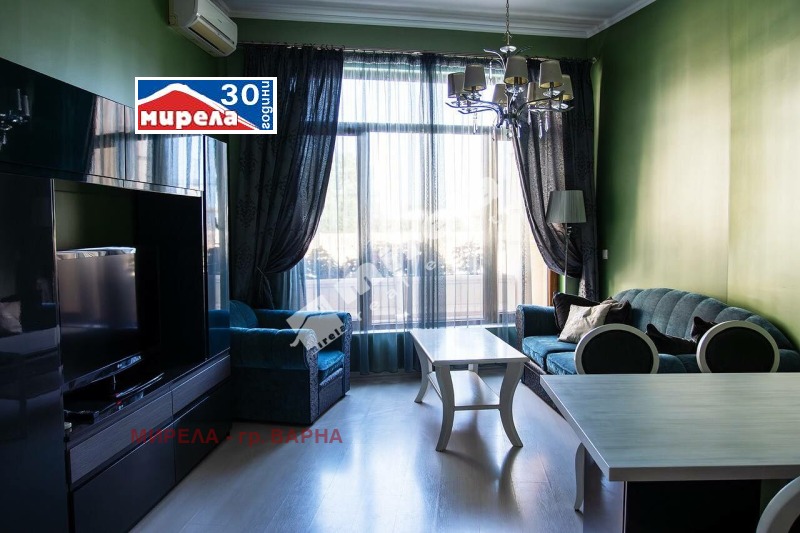 Дава под нем  2-стаен, град Варна, к.к. Златни пясъци •  600 € • ID 57592244 — holmes.bg - [1] 