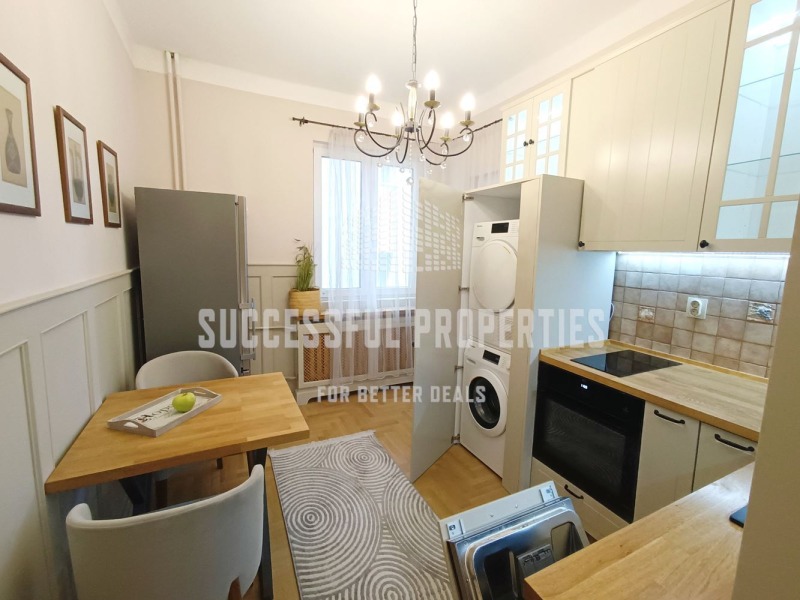 Te huur  2 slaapkamers Sofia , Tsentar , 100 m² | 79833856