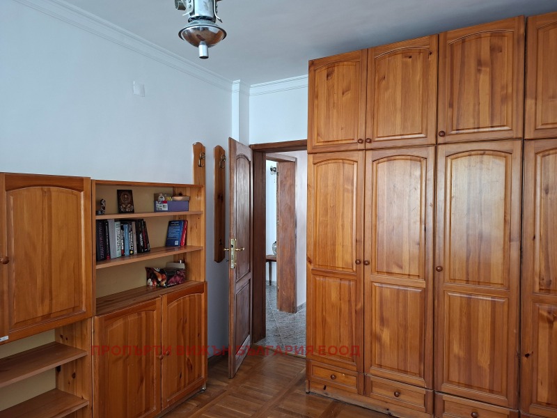 Дава под наем  3-стаен град София , Лозенец , 140 кв.м | 78517318 - изображение [6]
