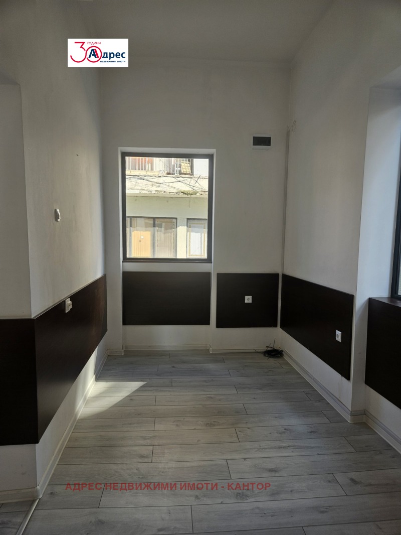 Дава под наем ОФИС, гр. Пазарджик, Център, снимка 4 - Офиси - 53245842