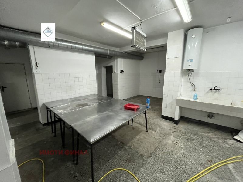 Дава под наем СКЛАД, с. Средня, област Шумен, снимка 3 - Складове - 53149172