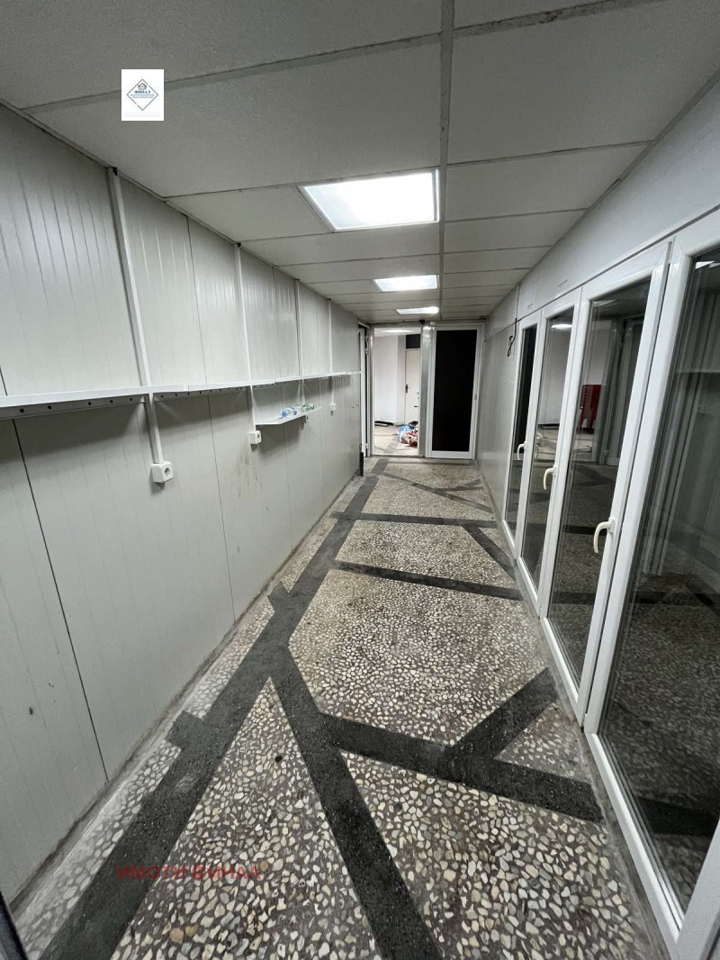 Дава под наем СКЛАД, с. Средня, област Шумен, снимка 11 - Складове - 53149172