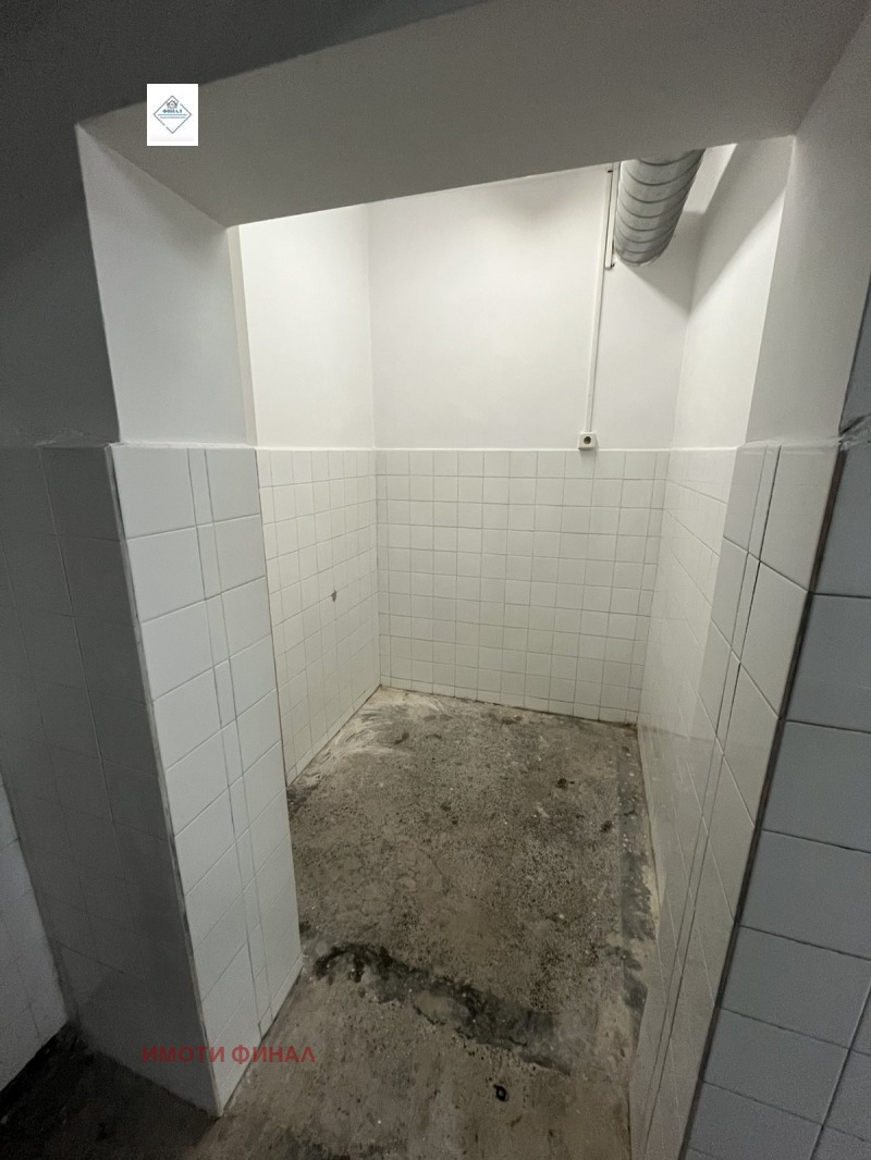 Дава под наем СКЛАД, с. Средня, област Шумен, снимка 2 - Складове - 53149172