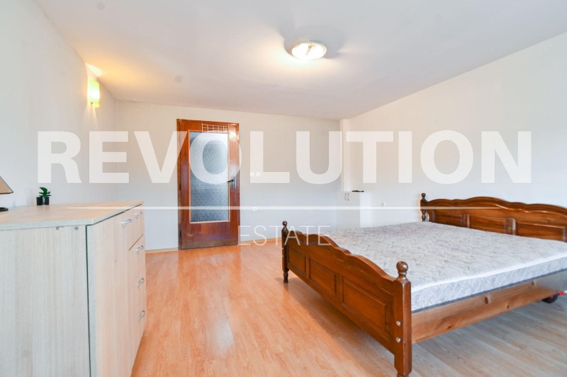 Дава под наем ЕТАЖ ОТ КЪЩА, гр. София, гр. Банкя, снимка 5 - Етаж от къща - 52399584