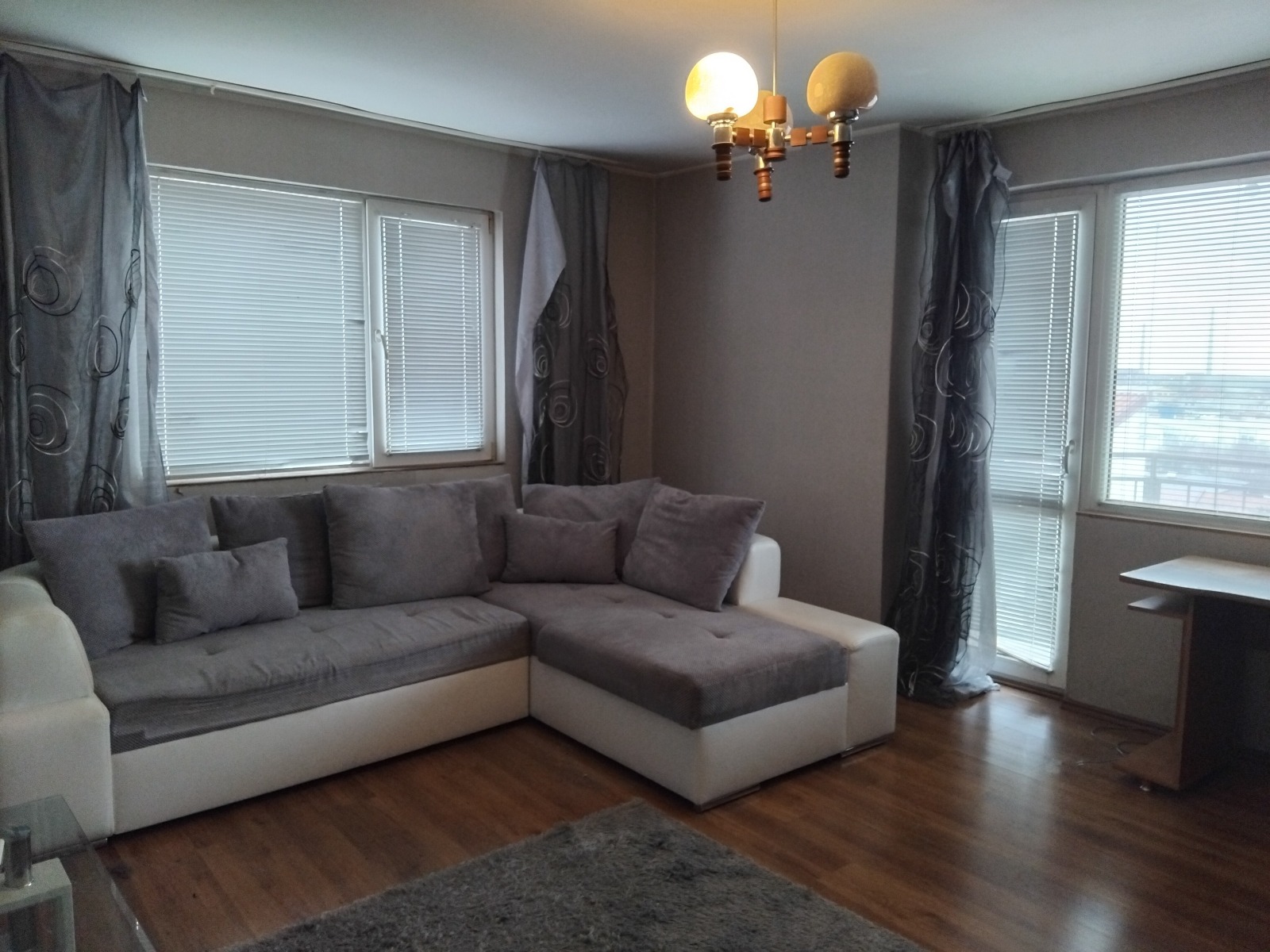 Дава под наем 2-СТАЕН, гр. Русе, Широк център