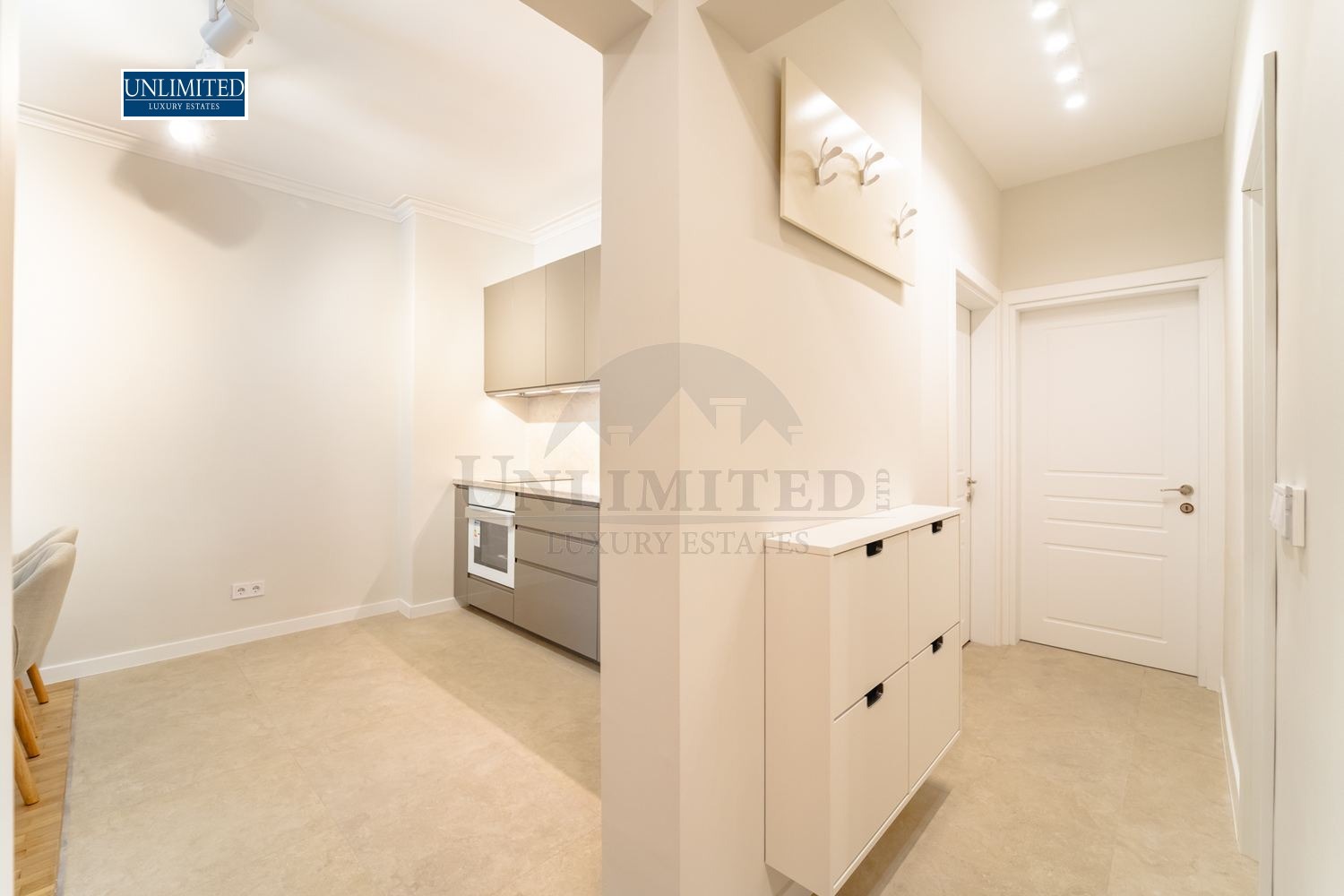 Дава под наем 3-СТАЕН, гр. София, Център, снимка 16 - Апартаменти - 54180296