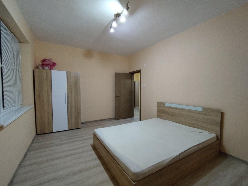 Vuokrattavana  2 makuuhuonetta Plovdiv , Kamenitsa 1 , 98 neliömetriä | 51067298 - kuva [6]