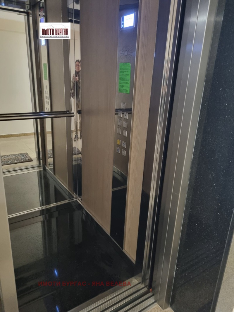 Дава под наем 3-СТАЕН, гр. Бургас, Център, снимка 12 - Апартаменти - 53450629