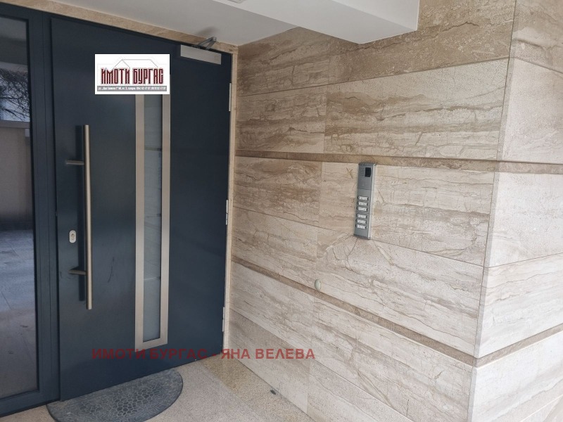 Дава под наем 3-СТАЕН, гр. Бургас, Център, снимка 14 - Апартаменти - 53450629