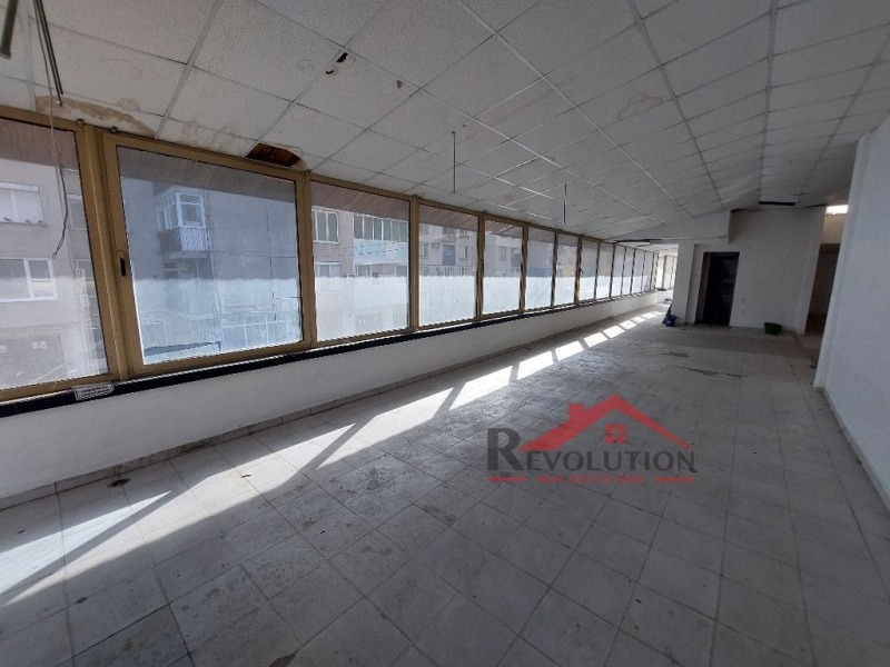 K pronájmu  Průmyslová budova Kardžali , Vazroždenci , 850 m2 | 49920265 - obraz [11]