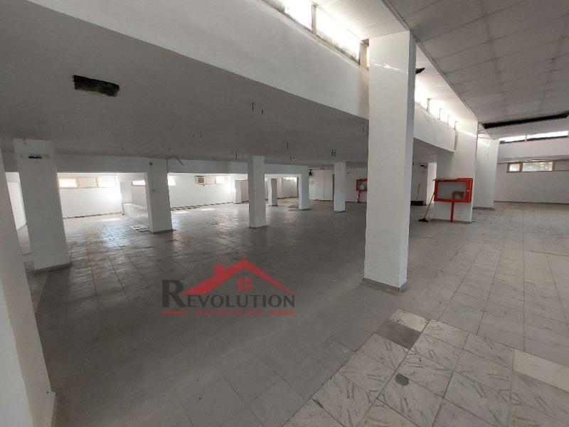 K pronájmu  Průmyslová budova Kardžali , Vazroždenci , 850 m2 | 49920265 - obraz [8]