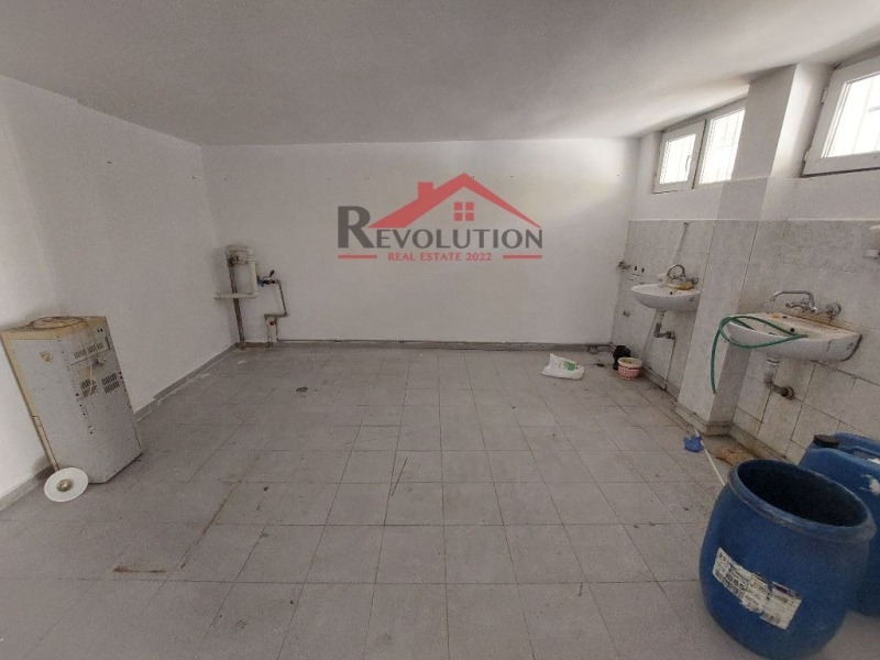 K pronájmu  Průmyslová budova Kardžali , Vazroždenci , 850 m2 | 49920265 - obraz [6]