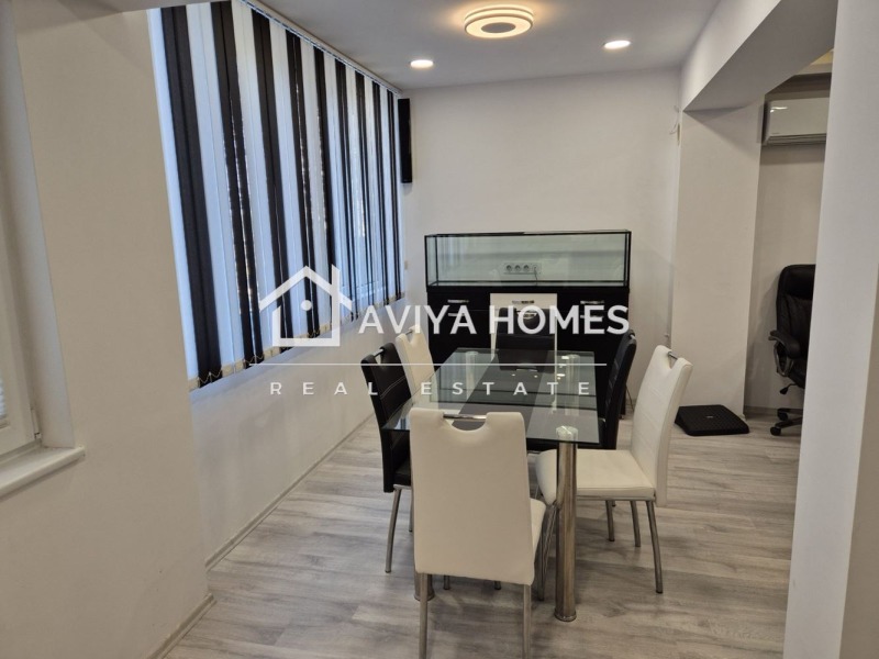Дава под Наем 3-СТАЕН в град Варна, Младост 2 - 100 кв.м / 613.55 € » 1 200 лв., АВИЯ ХОУМС