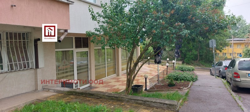Издаје се  1 спаваћа соба Софија , Редута , 62 м2 | 76711650