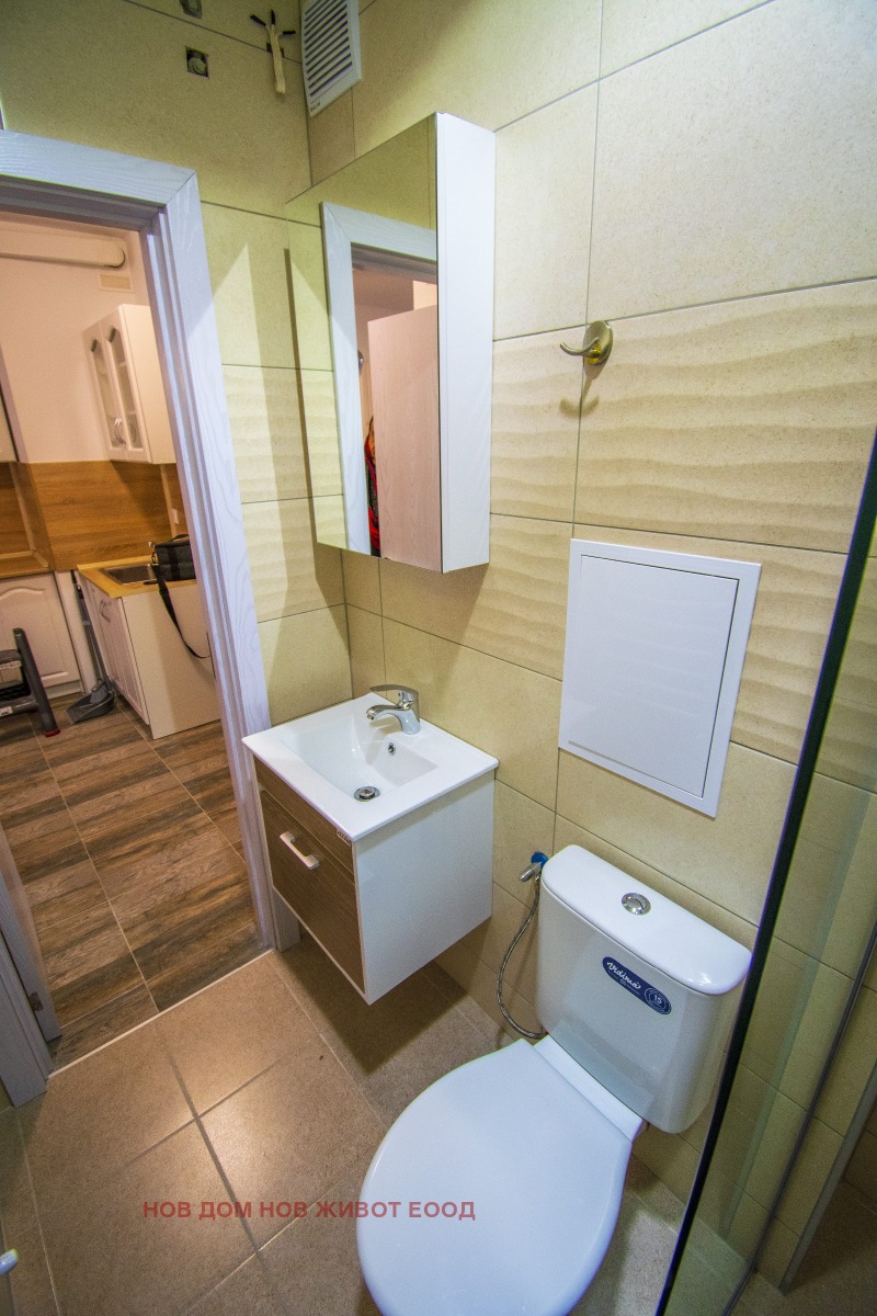 Vuokrattavana  1 makuuhuone Sofia , Družba 1 , 72 neliömetriä | 34946862 - kuva [6]