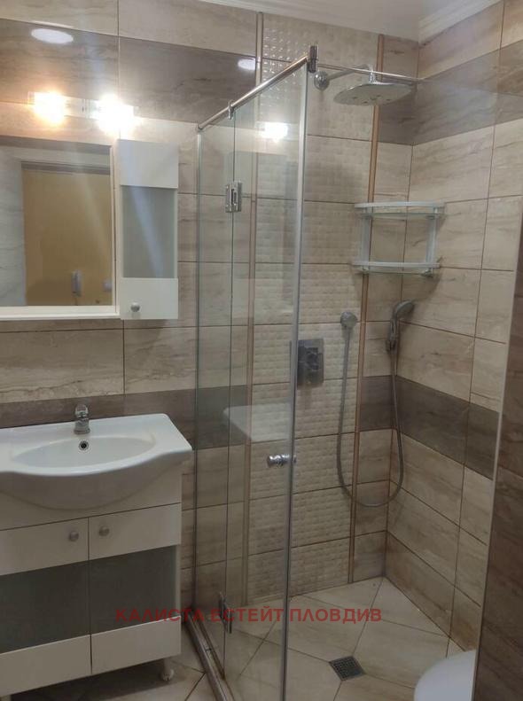 De inchiriat  2 dormitoare Plovdiv , Ciuciuc Parij , 100 mp | 23373687 - imagine [6]