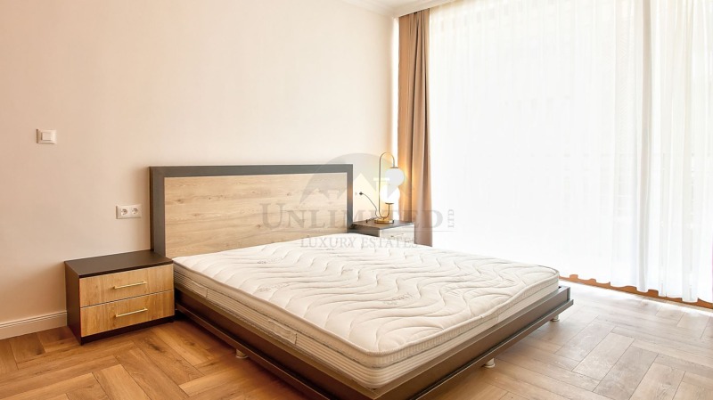 В аренду  3 спальни София , Изток , 250 кв.м | 38052452 - изображение [11]