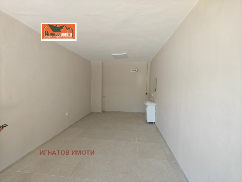 Дава под Наем МАГАЗИН в град Пазарджик, Окръжна болница - 23 кв.м / 143.16 € » 280 лв., ИГНАТОВ ИМОТИ