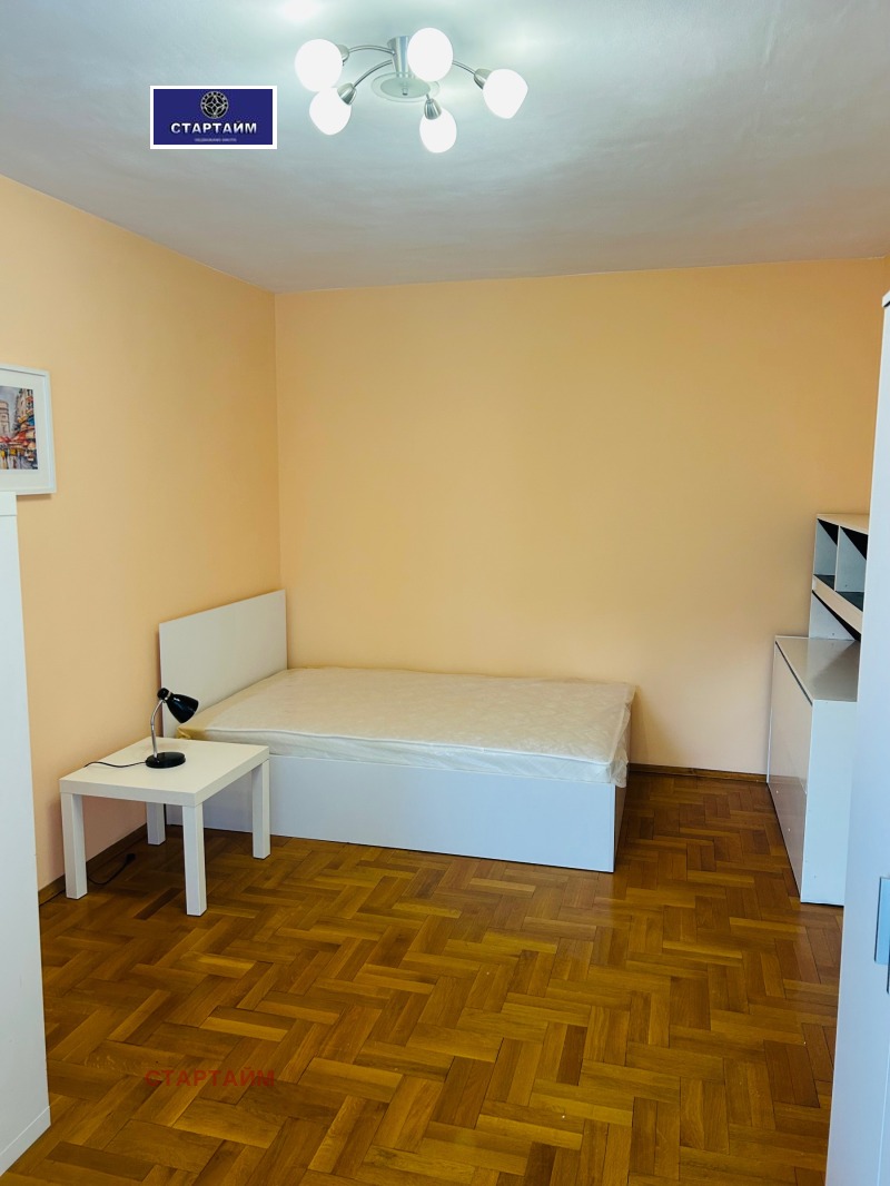 Zu vermieten  2 Schlafzimmer Sofia , Geo Milew , 115 qm | 43858715 - Bild [14]