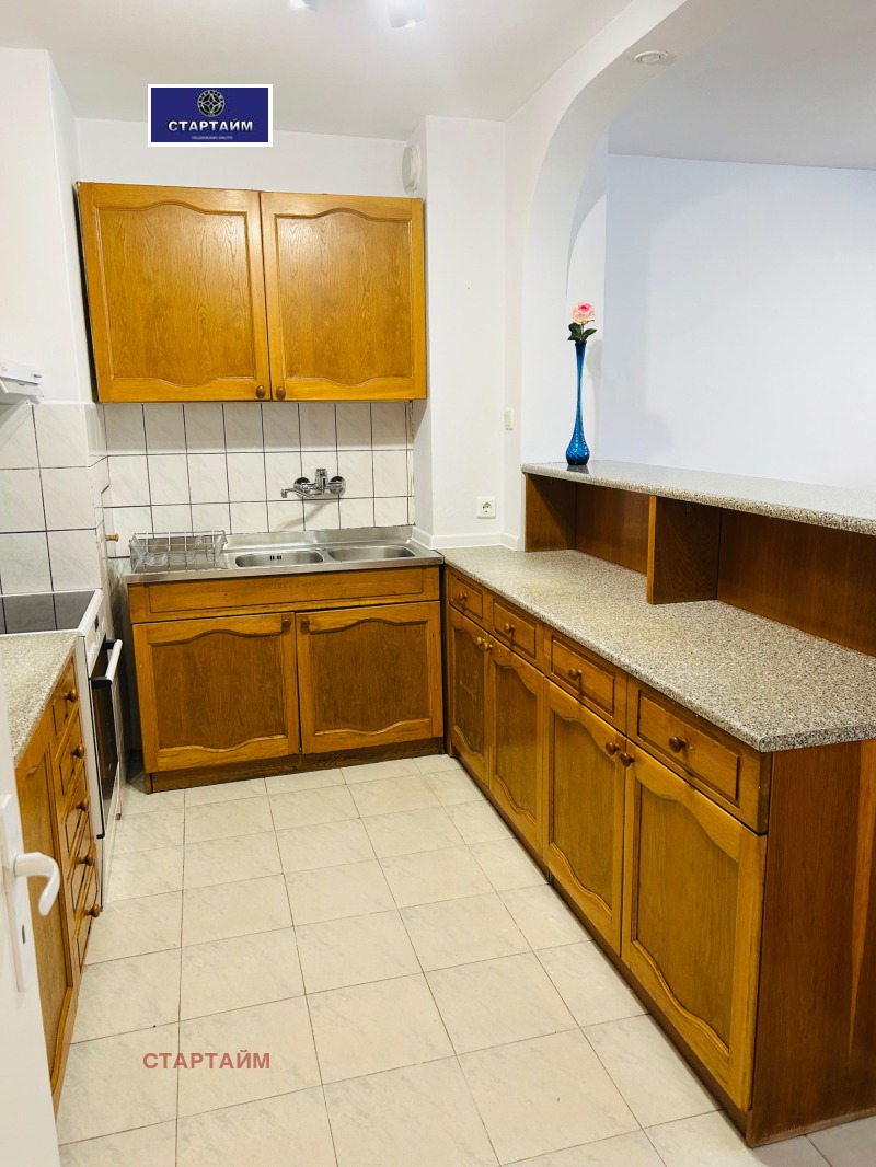 Zu vermieten  2 Schlafzimmer Sofia , Geo Milew , 115 qm | 43858715 - Bild [6]