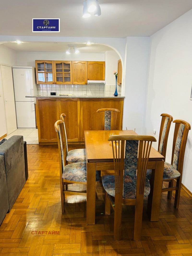 Zu vermieten  2 Schlafzimmer Sofia , Geo Milew , 115 qm | 43858715 - Bild [2]