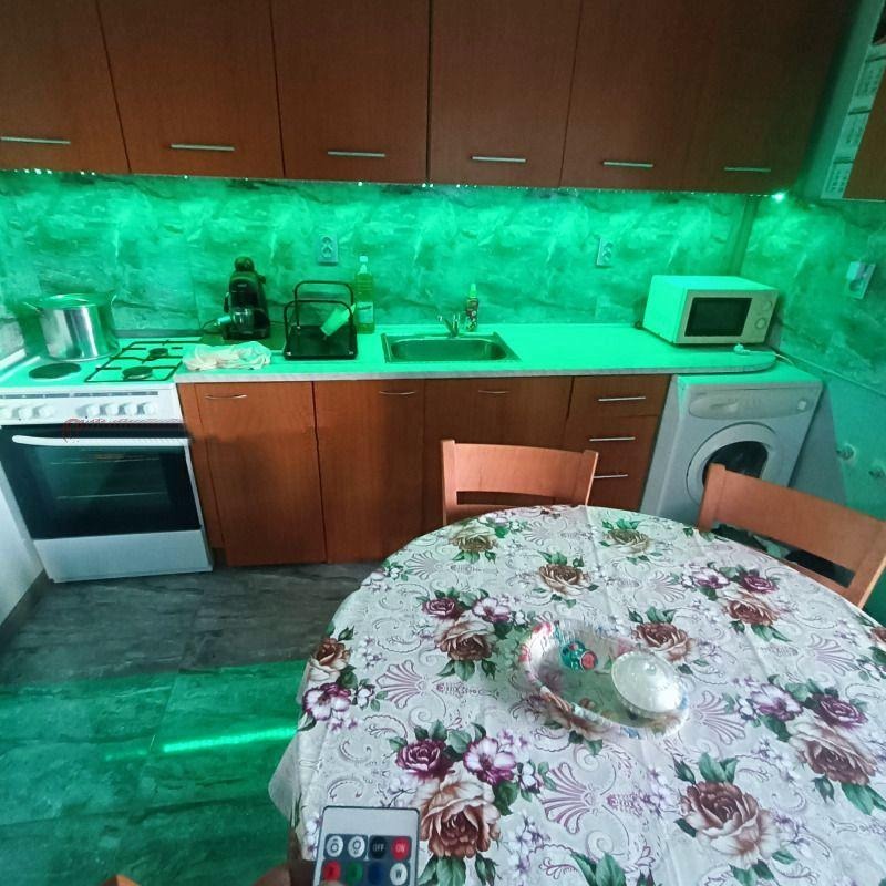 Дава под наем ЕТАЖ ОТ КЪЩА, гр. София, гр. Нови Искър, снимка 5 - Етаж от къща - 53450523