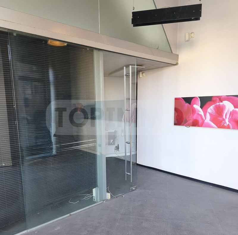 Дава под наем МАГАЗИН, гр. Варна, Гръцка махала