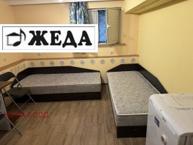 Estudio Idealen tsentar, Pleven