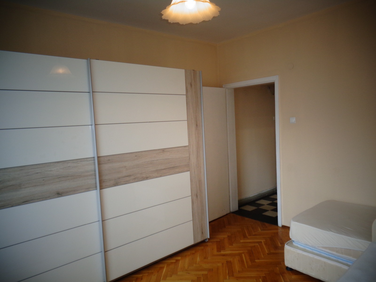 Дава под наем 4-СТАЕН, гр. София, Изток, снимка 10 - Апартаменти - 53945069