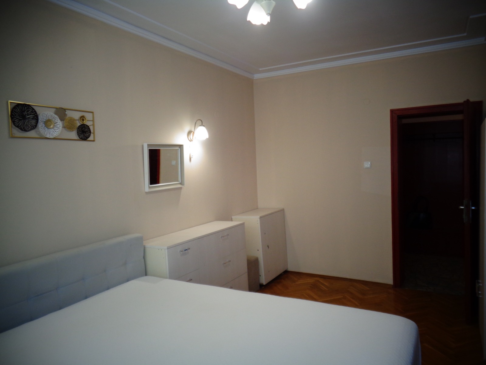 Дава под наем 4-СТАЕН, гр. София, Изток, снимка 6 - Апартаменти - 53945069