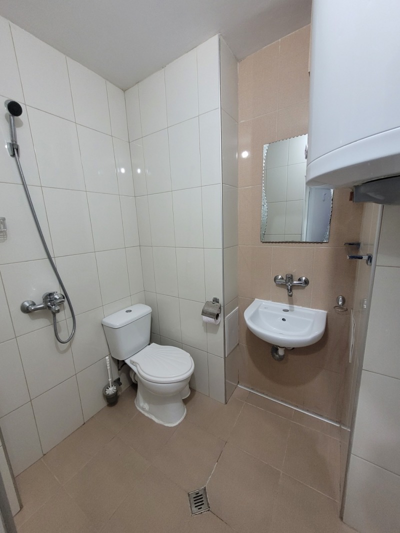 K pronájmu  Studio Šumen , Centar , 37 m2 | 99651871 - obraz [2]