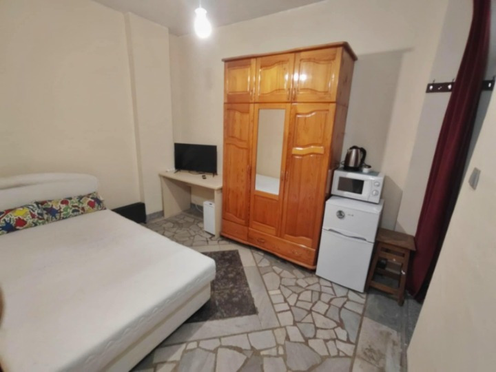 Под наем 1-СТАЕН, град София, Център • 300 € / 586.75 лв. • 26785423 1