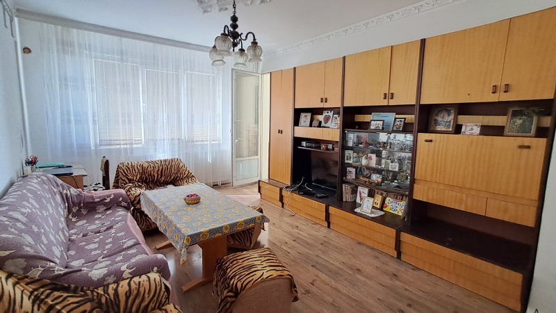 Дава под Наем 2-СТАЕН в град Шумен, 5-ти полк - 60 кв.м / 270.98 € » 530 лв., АДРЕС НЕДВИЖИМИ ИМОТИ - КАНТОРА ШУМЕН