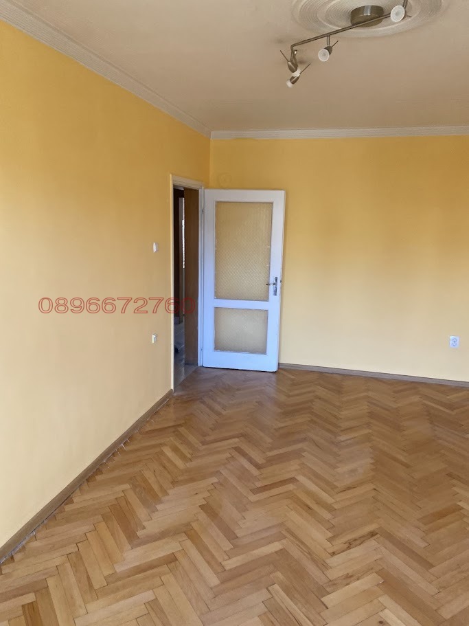 De inchiriat  1 dormitor Sofia , Goțe Delciev , 70 mp | 55155526 - imagine [12]