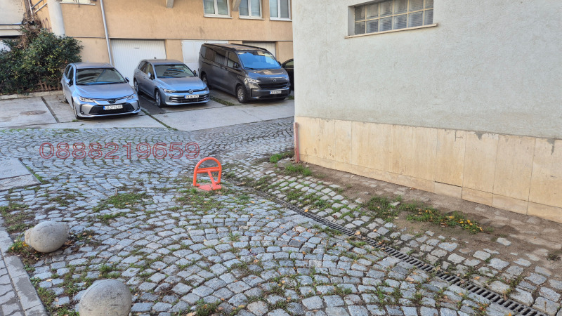 Дава под наем ГАРАЖ, ПАРКОМЯСТО, гр. София, Манастирски ливади, снимка 5 - Гаражи и паркоместа - 53023711