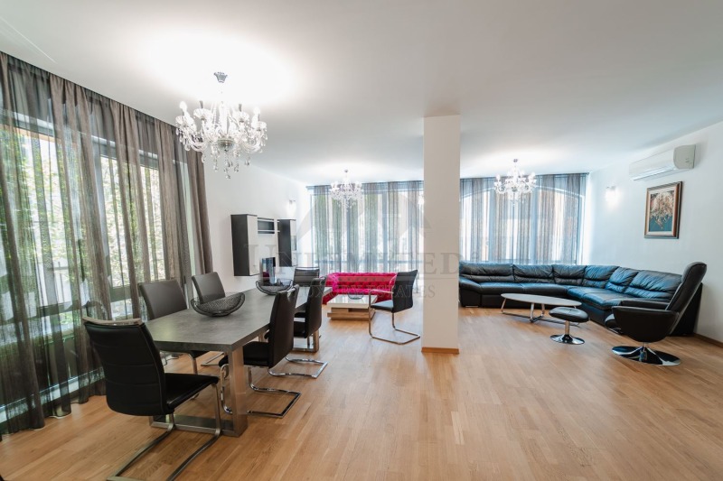 Издаје се  3 спаваће собе Софија , Изток , 220 м2 | 65083608 - слика [2]
