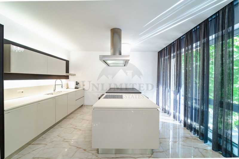 Издаје се  3 спаваће собе Софија , Изток , 220 м2 | 65083608 - слика [6]