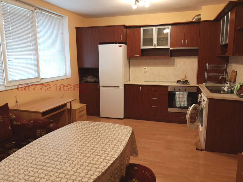 Дава под наем 2-СТАЕН, гр. Русе, Родина 1