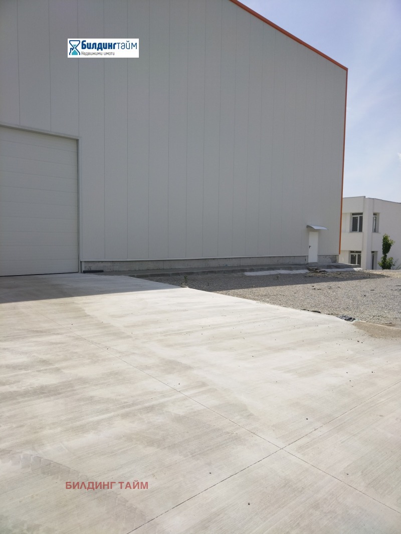 Дава под наем СКЛАД, гр. Шумен, Промишлена зона, снимка 4 - Складове - 45519239