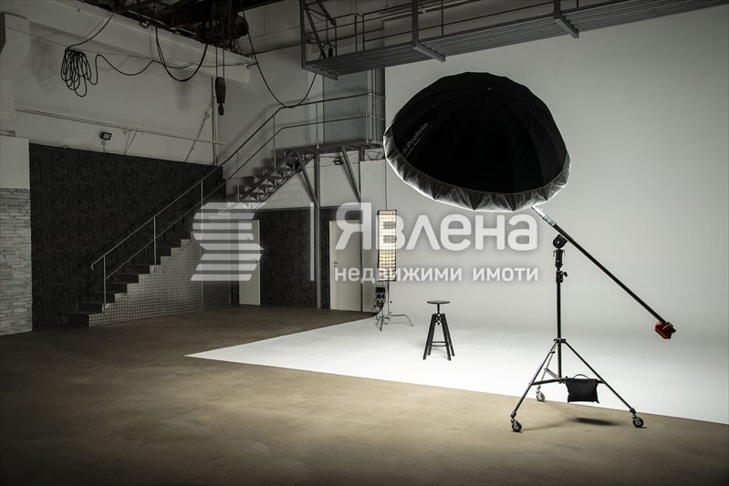 Дава под наем ПРОМ. ПОМЕЩЕНИЕ, гр. София, Дианабад, снимка 4 - Производствени сгради - 55567195