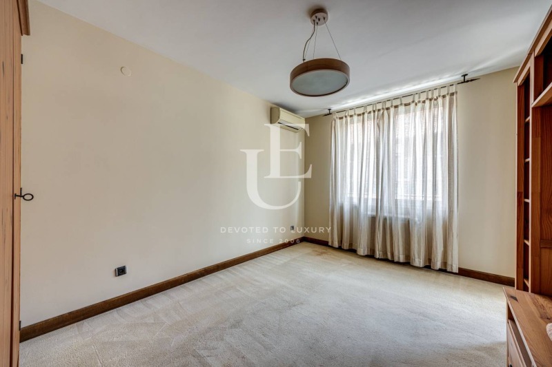 K pronájmu  2 ložnice Sofia , Oborište , 145 m2 | 24190358 - obraz [7]