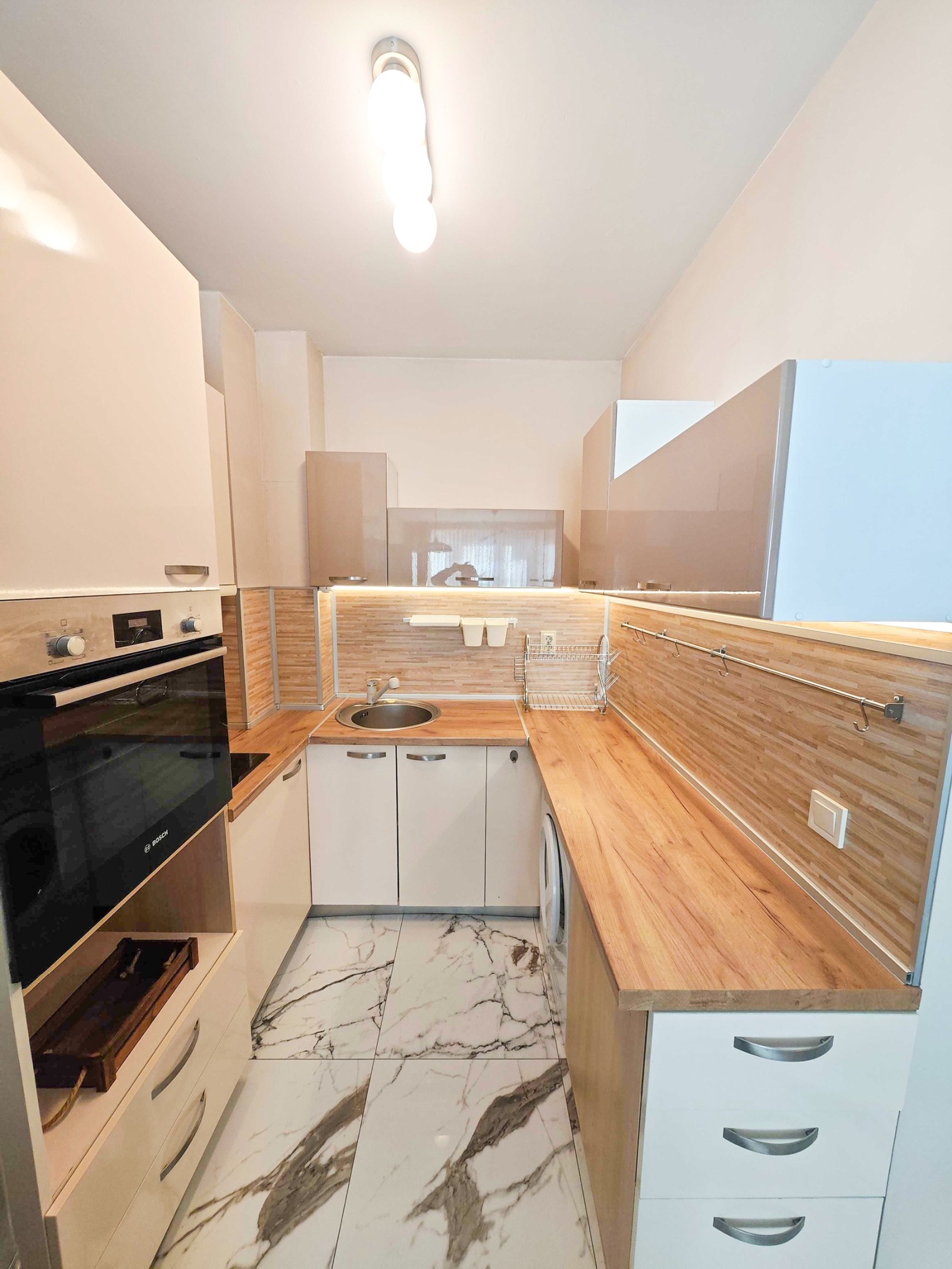 Дава под наем 2-СТАЕН, гр. София, Малинова долина, снимка 4 - Апартаменти - 53912642