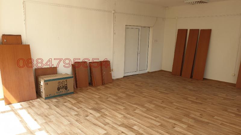 Дава под наем ОФИС, гр. Пловдив, Гагарин, снимка 4 - Офиси - 52786076