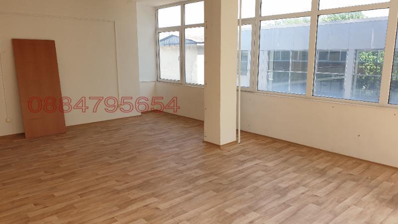 Дава под наем ОФИС, гр. Пловдив, Гагарин, снимка 3 - Офиси - 52786076