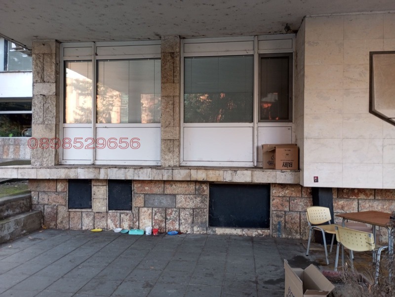 Дава под наем МАГАЗИН, гр. Ловеч, Център, снимка 4 - Магазини - 53062150