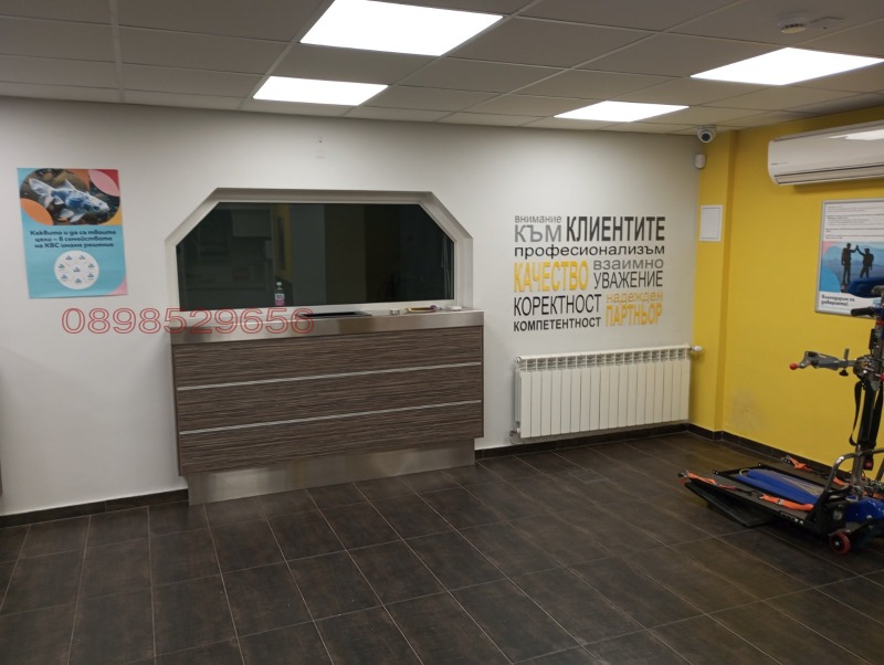 Дава под наем МАГАЗИН, гр. Ловеч, Център, снимка 8 - Магазини - 53062150