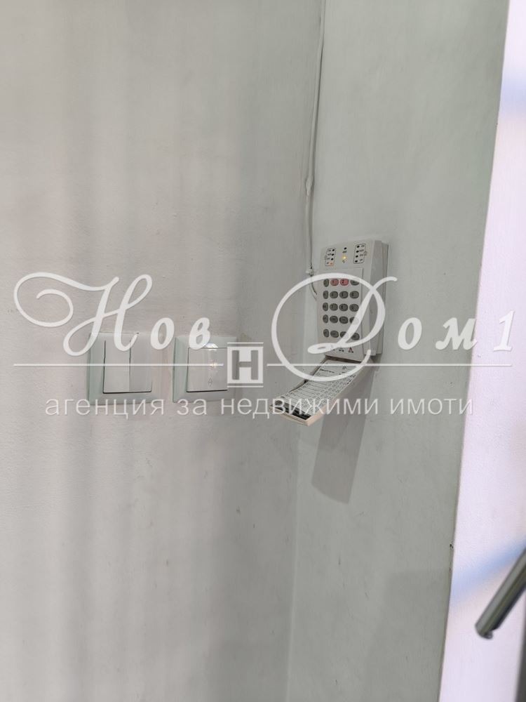 Дава под наем МАГАЗИН, гр. Варна, Левски 1, снимка 4 - Магазини - 54338543